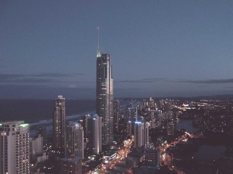 快连VPN手机版 vs 桌面版：性能差距有多大？